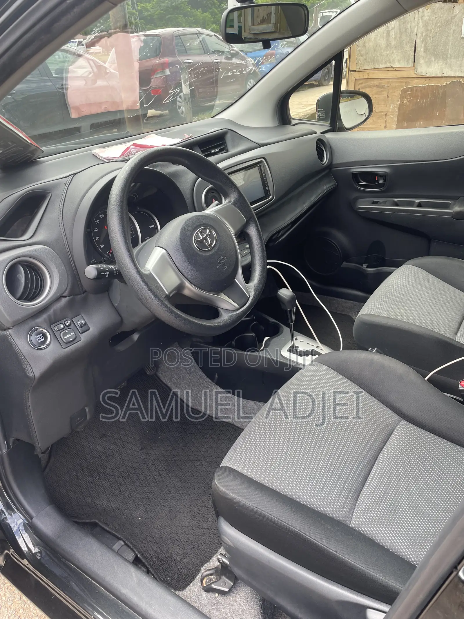 Toyota Vitz 2014 Black