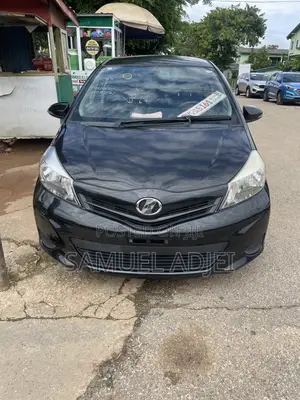 Toyota Vitz 2014 Black