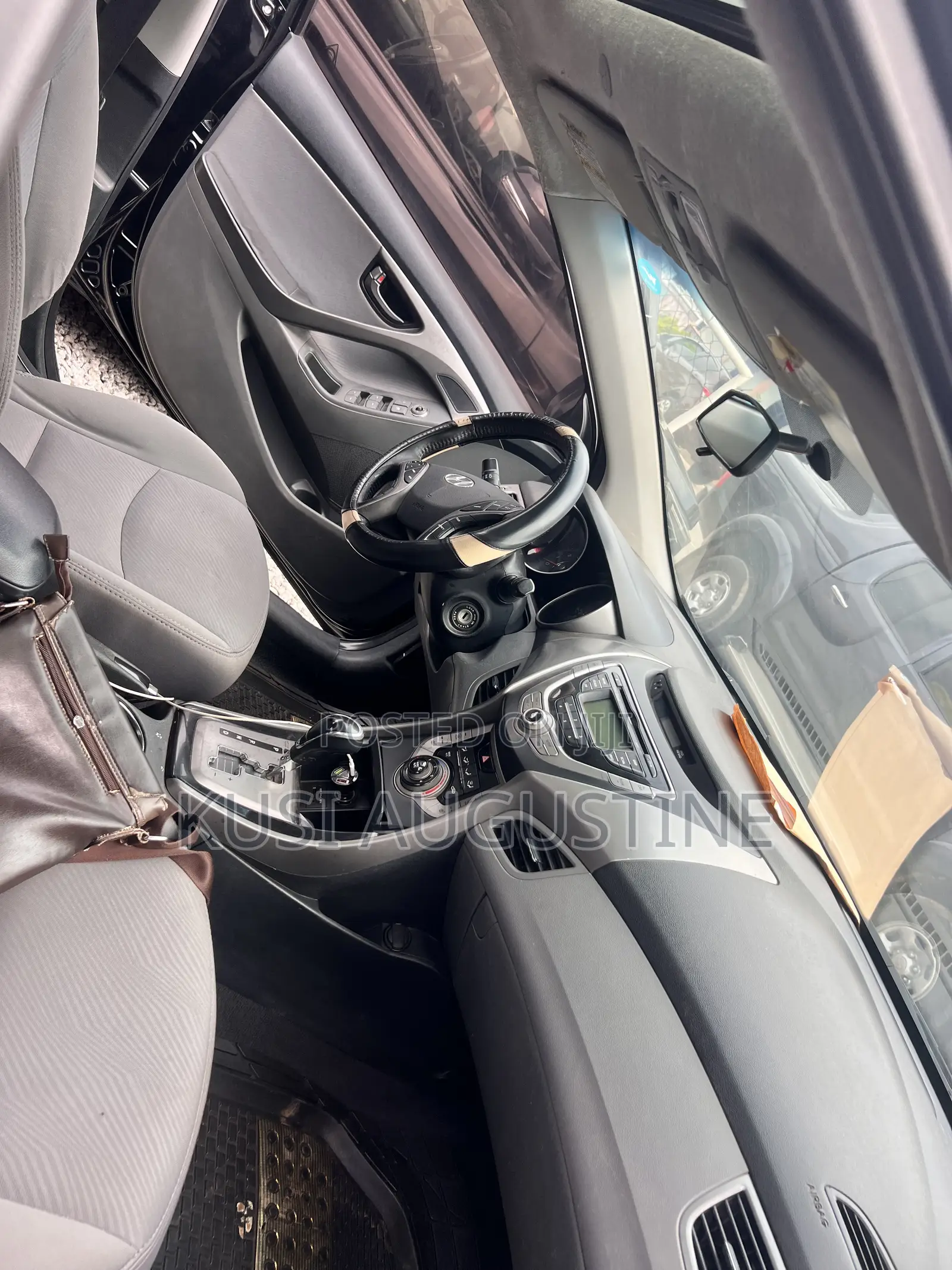 Hyundai Elantra Limited Sedan FWD (1.8L 4cyl 6A) 2013 Black