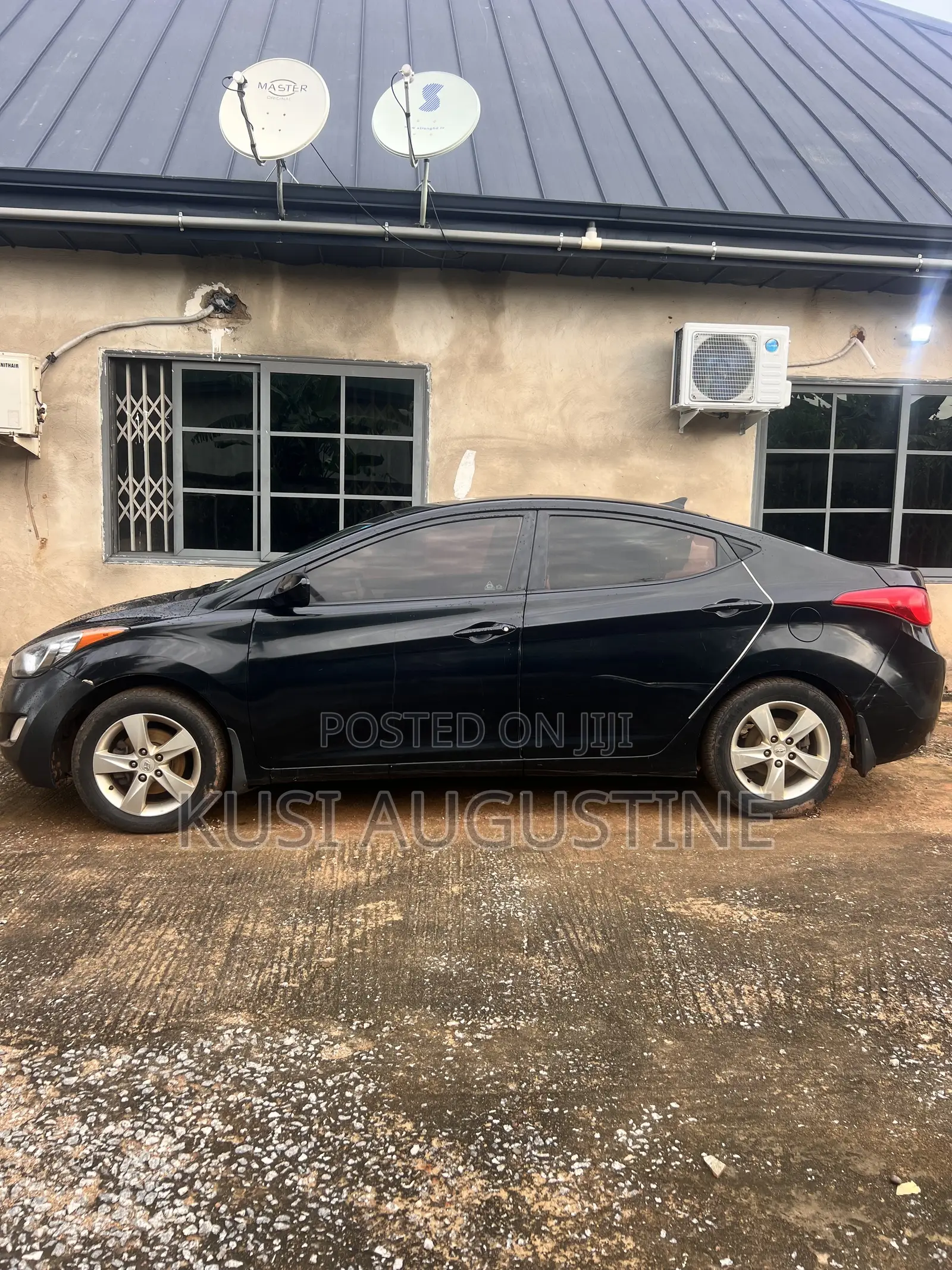 Hyundai Elantra Limited Sedan FWD (1.8L 4cyl 6A) 2013 Black