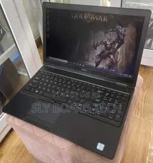 Laptop Dell Latitude 5590 16GB Intel Core i7 SSD 256GB
