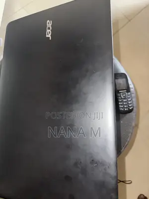 Laptop Acer Aspire E1-522 4GB AMD A6 HDD 500GB