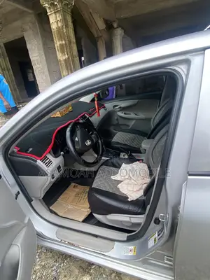 Toyota Corolla 2012 Silver