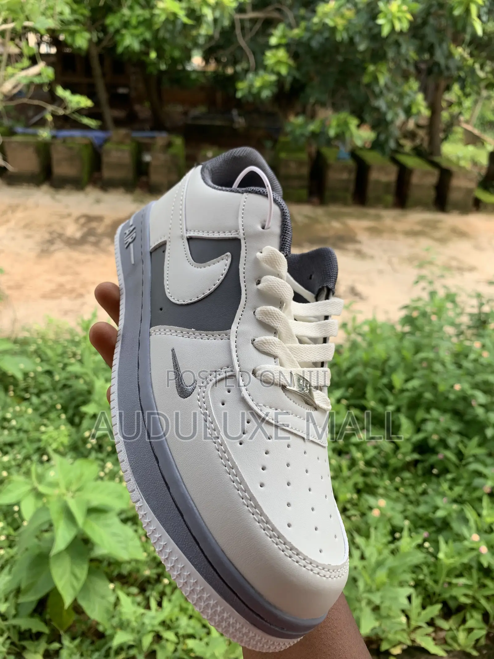 Nike Airforce 1 Boxed.
