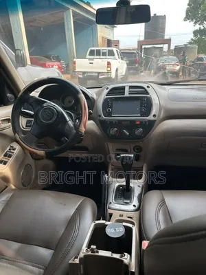 Toyota RAV4 2.0 4x4 2006 Green