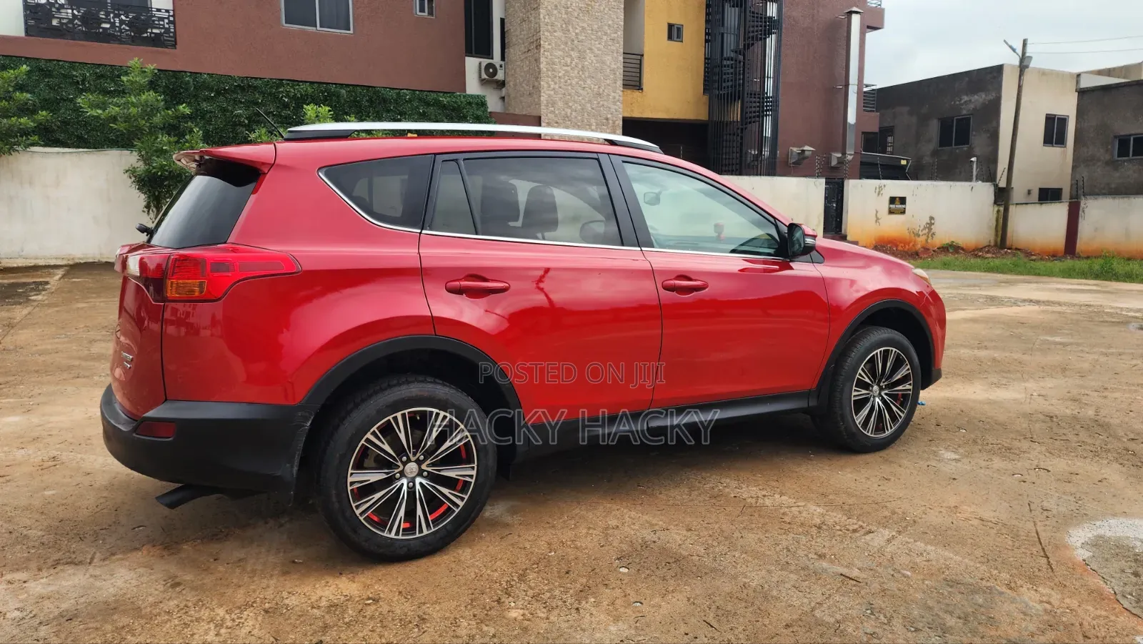 Toyota RAV4 2015 Red