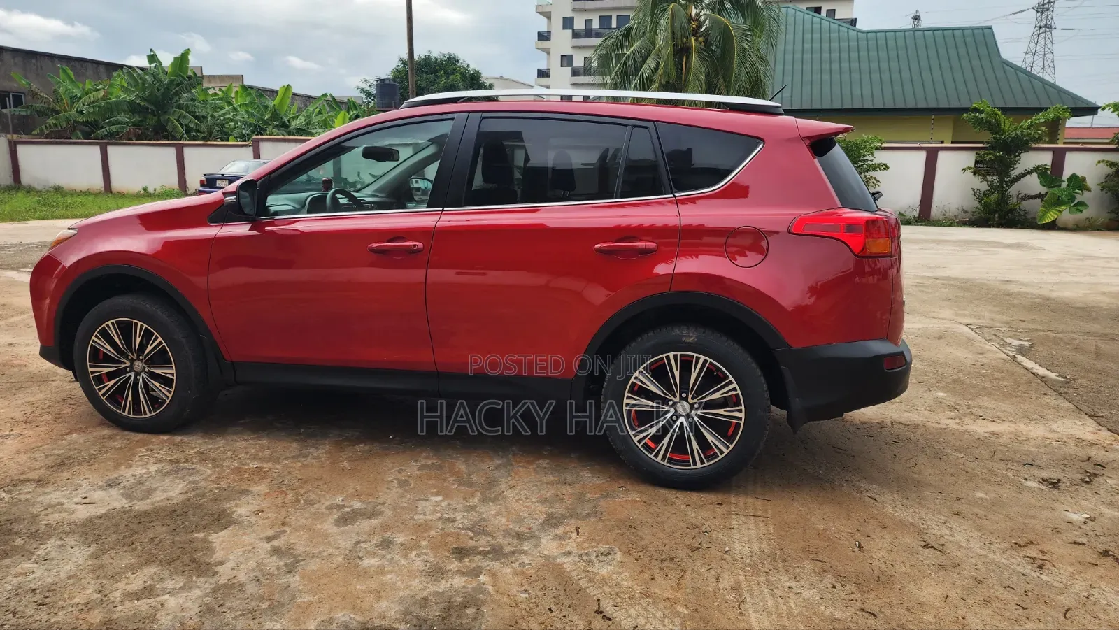 Toyota RAV4 2015 Red