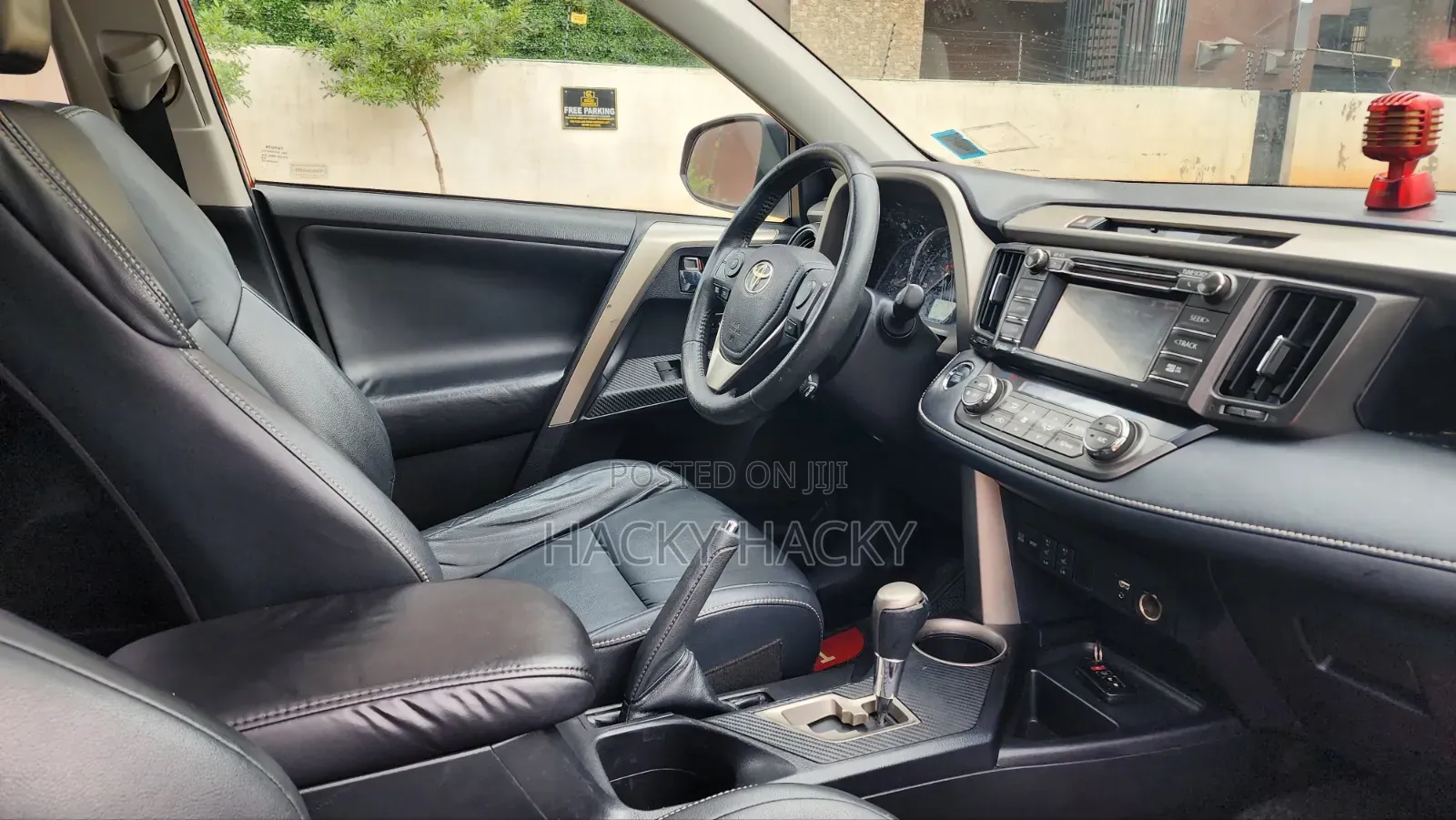 Toyota RAV4 2015 Red