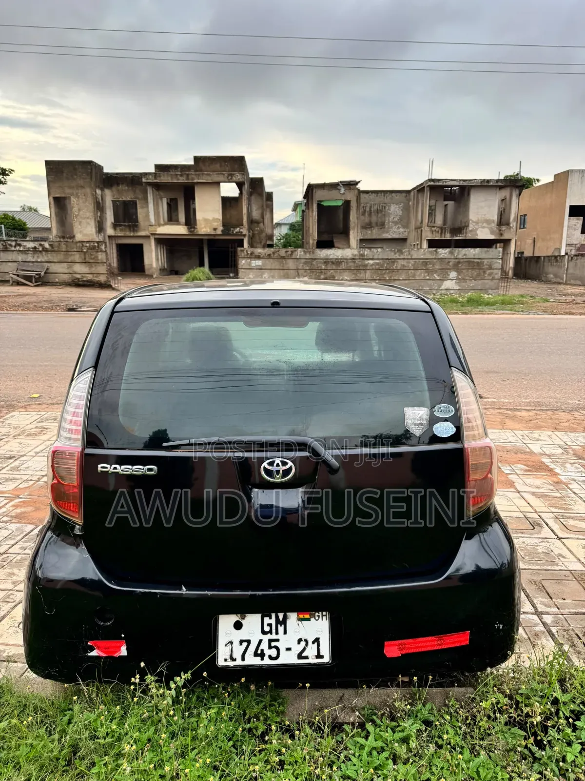 Toyota Passo 1.0 AWD 2010 Black