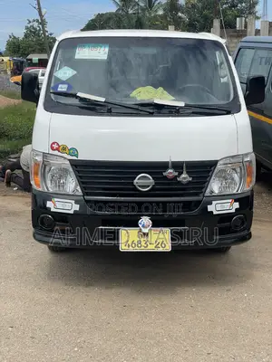 Nissan Caravan (Urvan) 2012 White