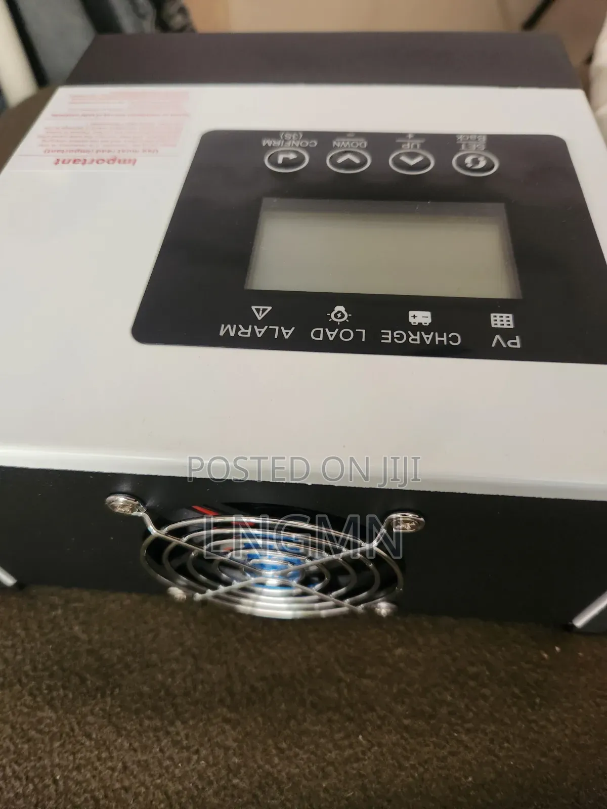 MPPT Solar Charge Controller