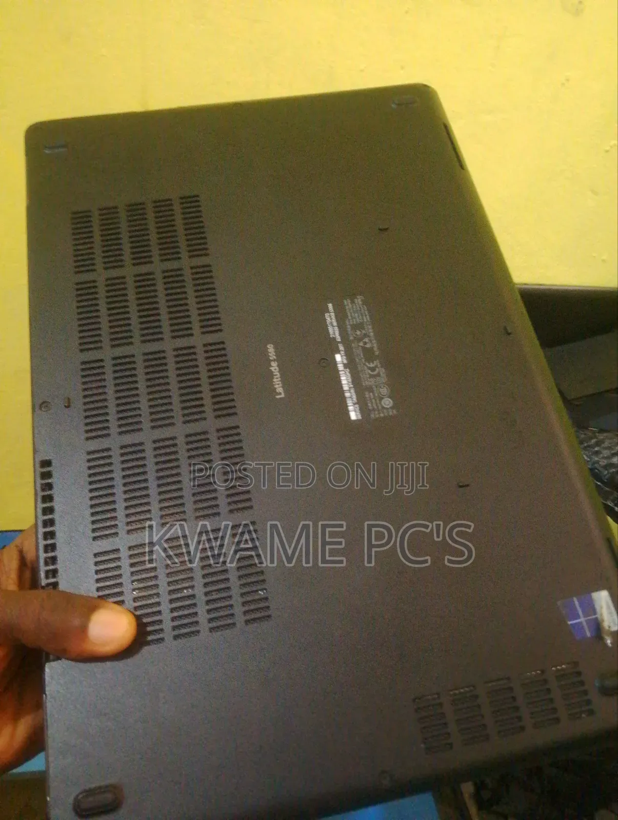 Laptop Dell Latitude 5580 8GB Intel Core i5 HDD+SSD 500GB