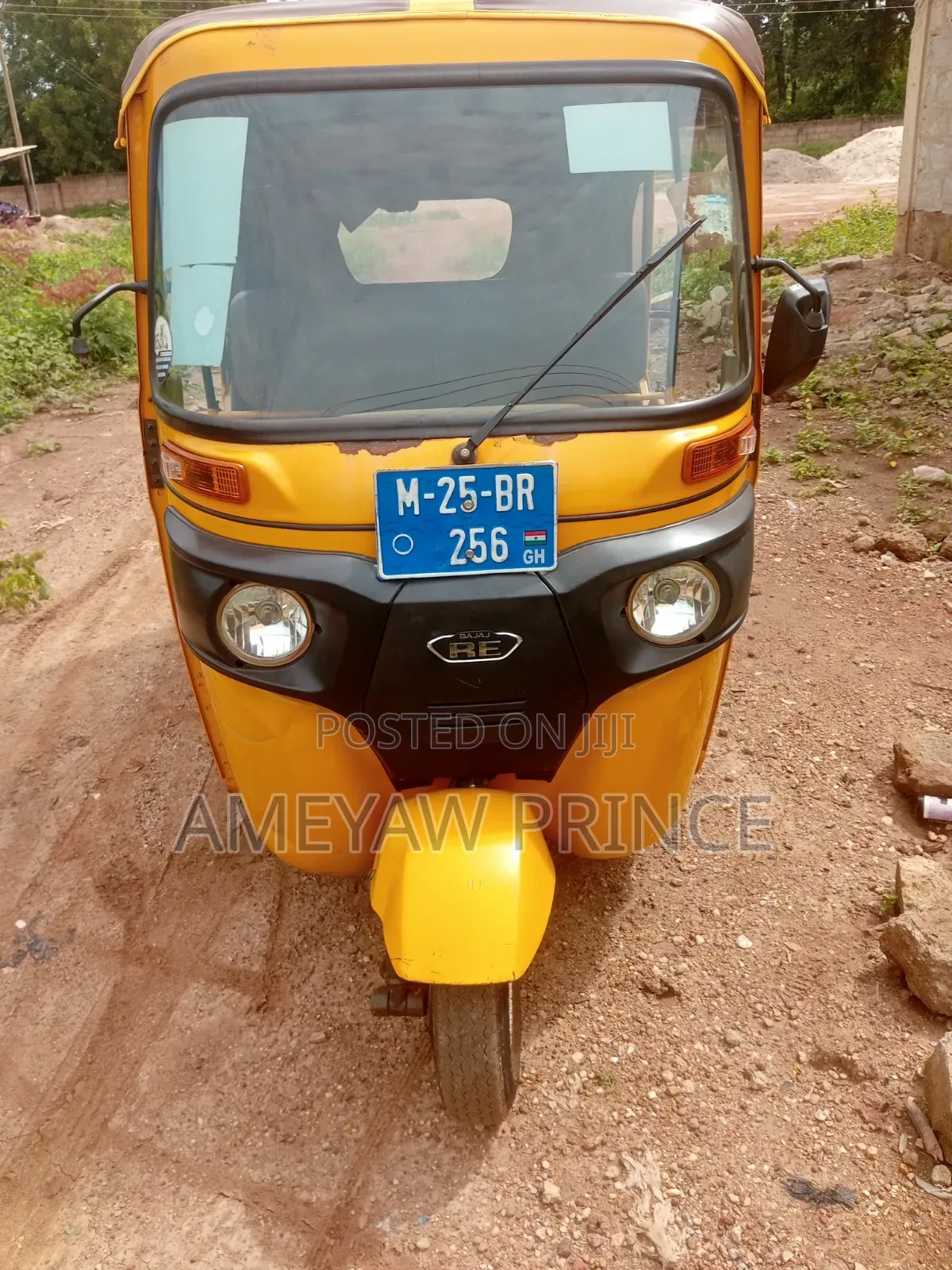 Bajaj RE 2025 Yellow