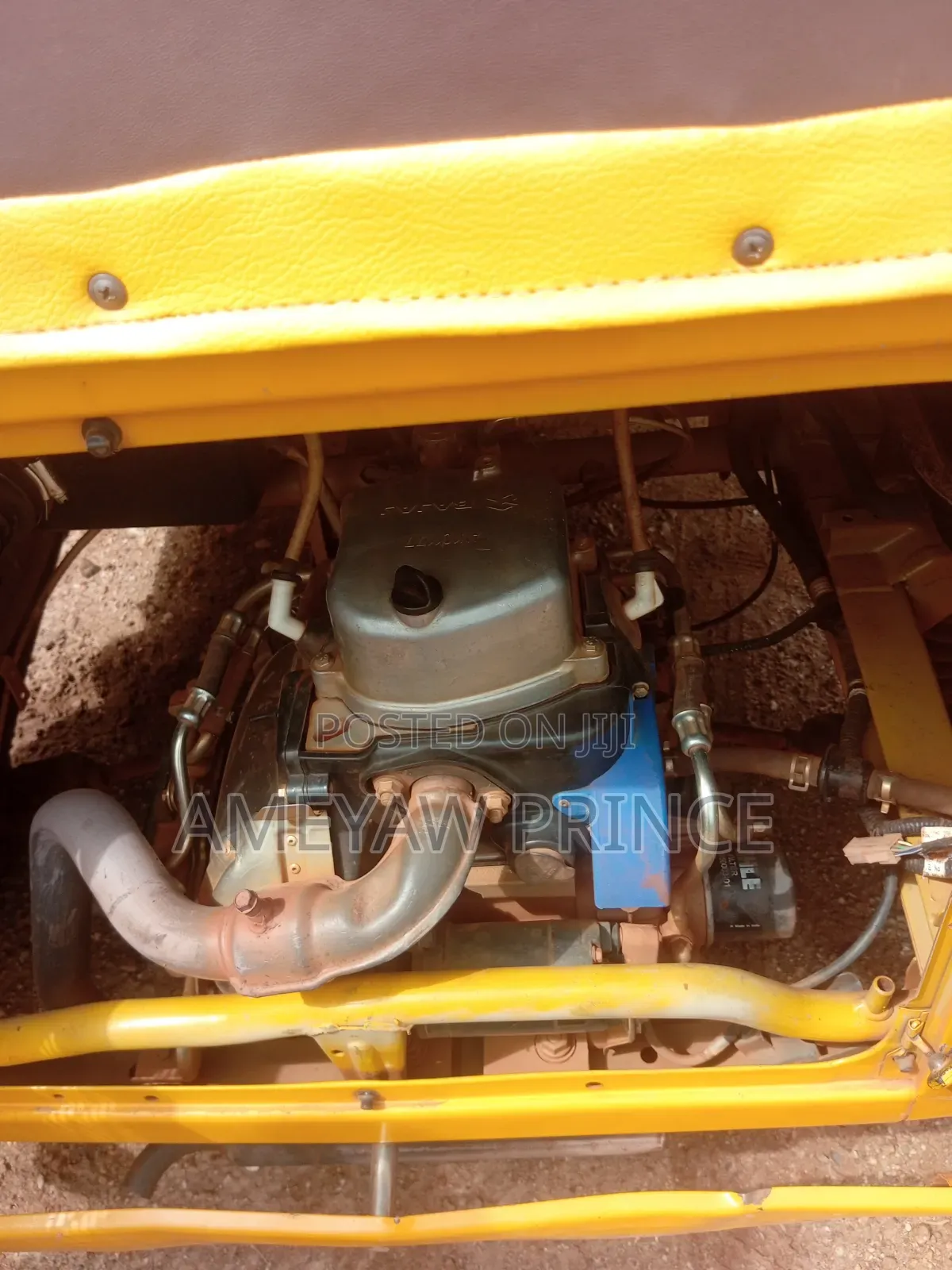 Bajaj RE 2025 Yellow