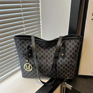 Women's M Logo Print Tote Bag – White Shoulder Bag