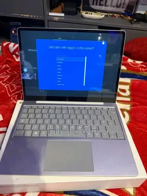 New Laptop Microsoft Surface Laptop Go 2 8GB Intel Core i5 SSD 128GB