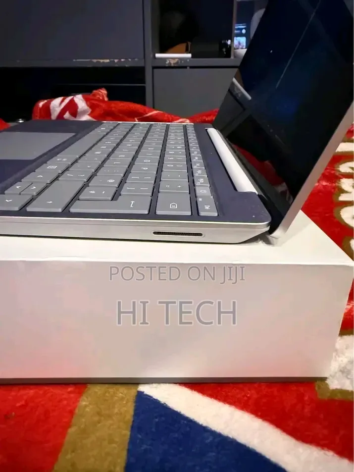 New Laptop Microsoft Surface Laptop Go 2 8GB Intel Core i5 SSD 128GB