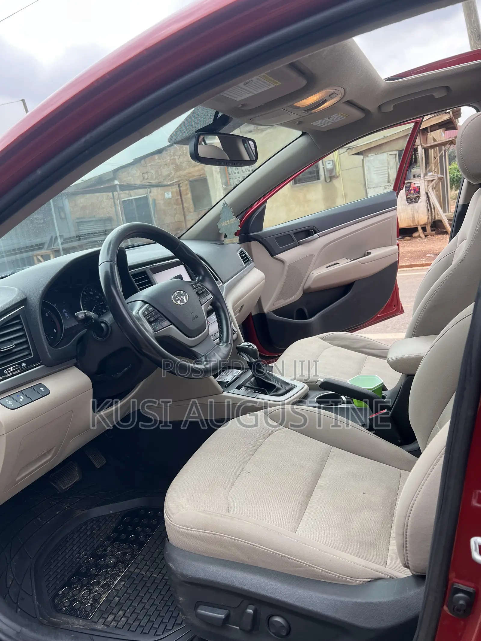 Hyundai Elantra Limited Sedan FWD (2.0L 4cyl 6A) 2017 Red