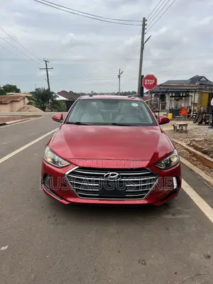 Hyundai Elantra Limited Sedan FWD (2.0L 4cyl 6A) 2017 Red