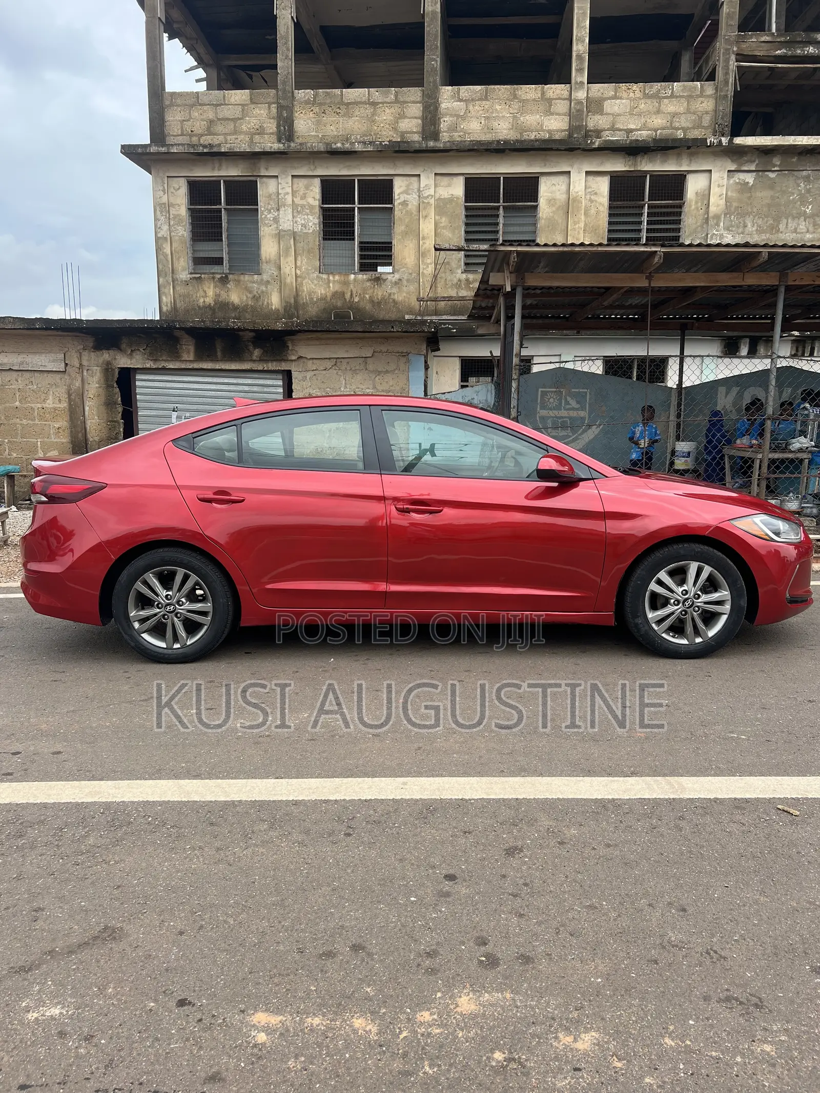 Hyundai Elantra Limited Sedan FWD (2.0L 4cyl 6A) 2017 Red