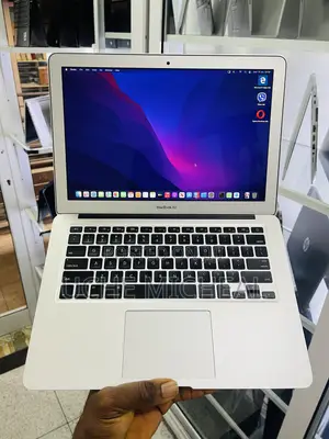 Laptop Apple MacBook Air 2015 8GB Intel Core i5 SSD 128GB