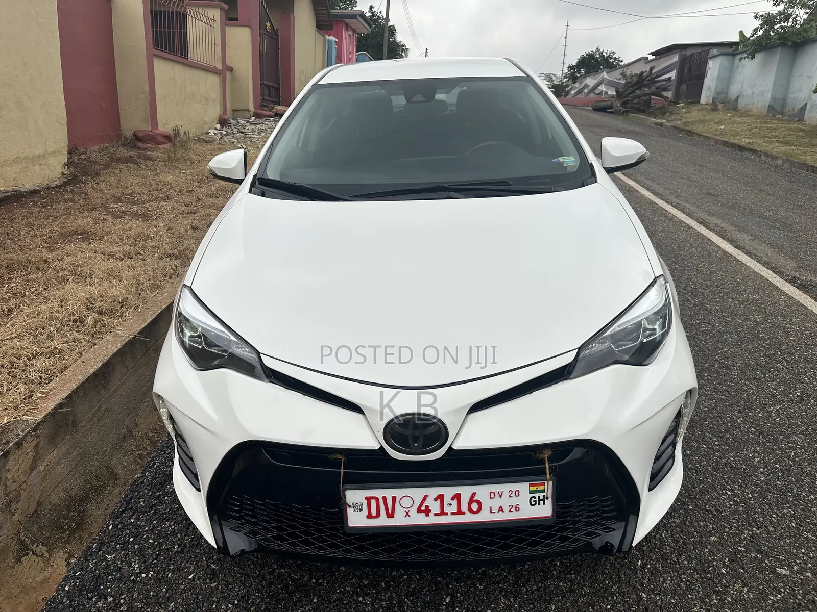 Toyota Corolla 2018 White