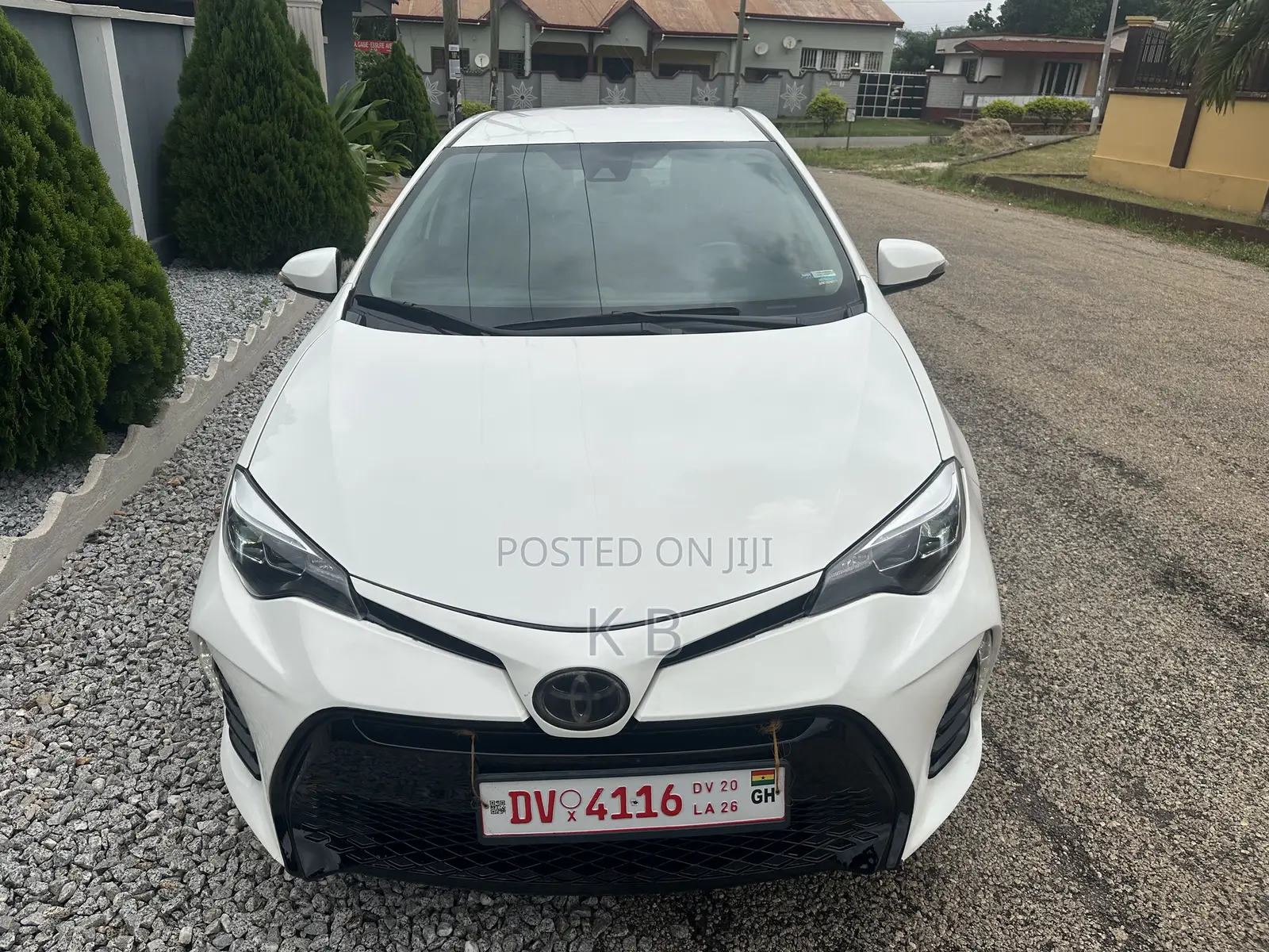 Toyota Corolla 2018 White