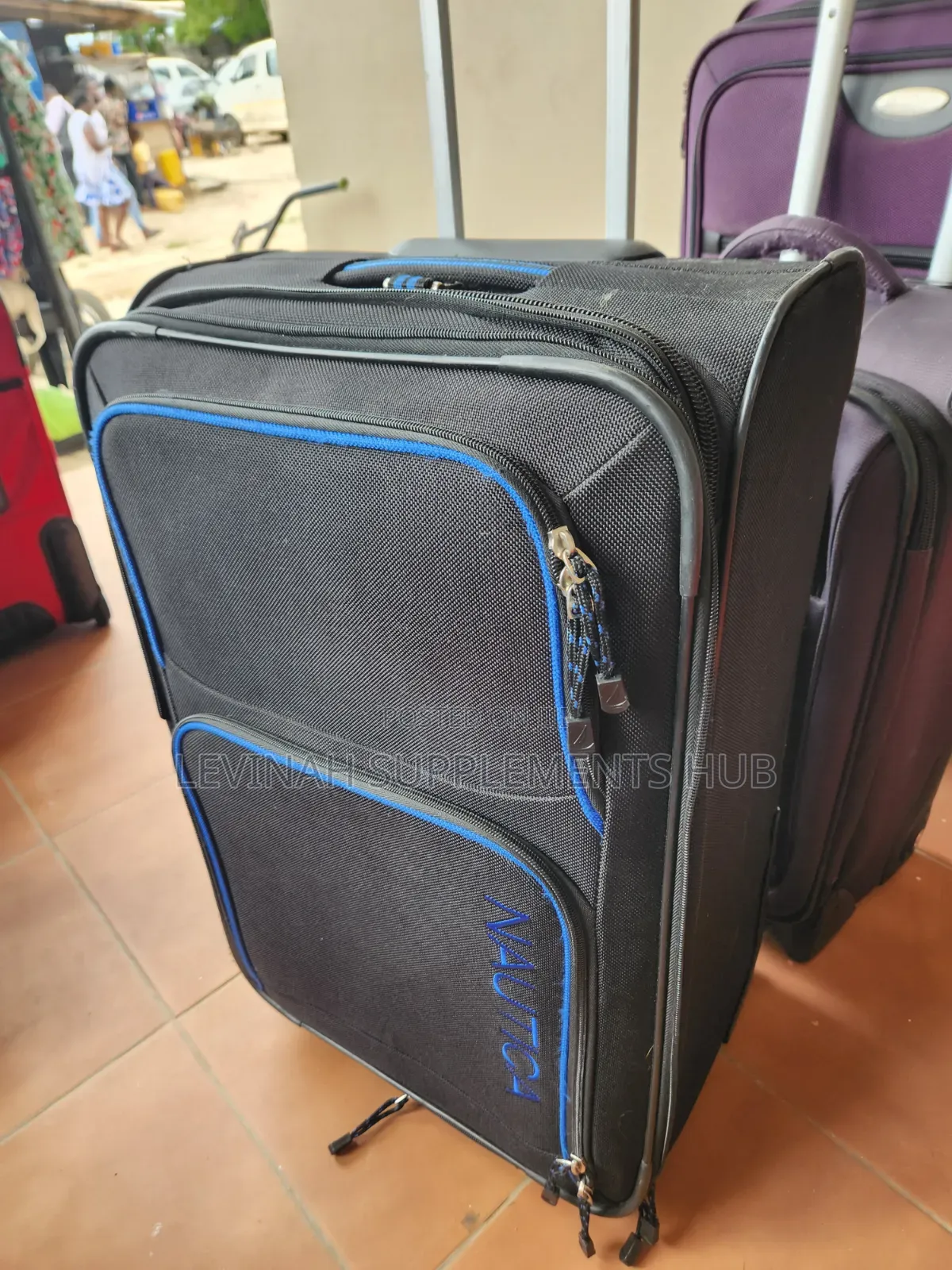 Quality Traveling Bags