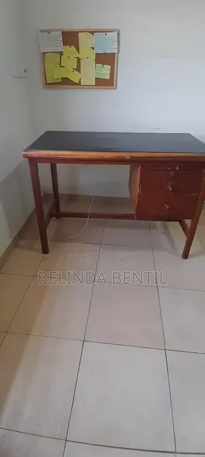 Large Office Desk and Office Table for Sale: Only Pick Up