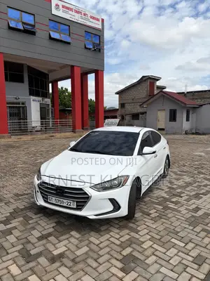 Hyundai Elantra 2017 White