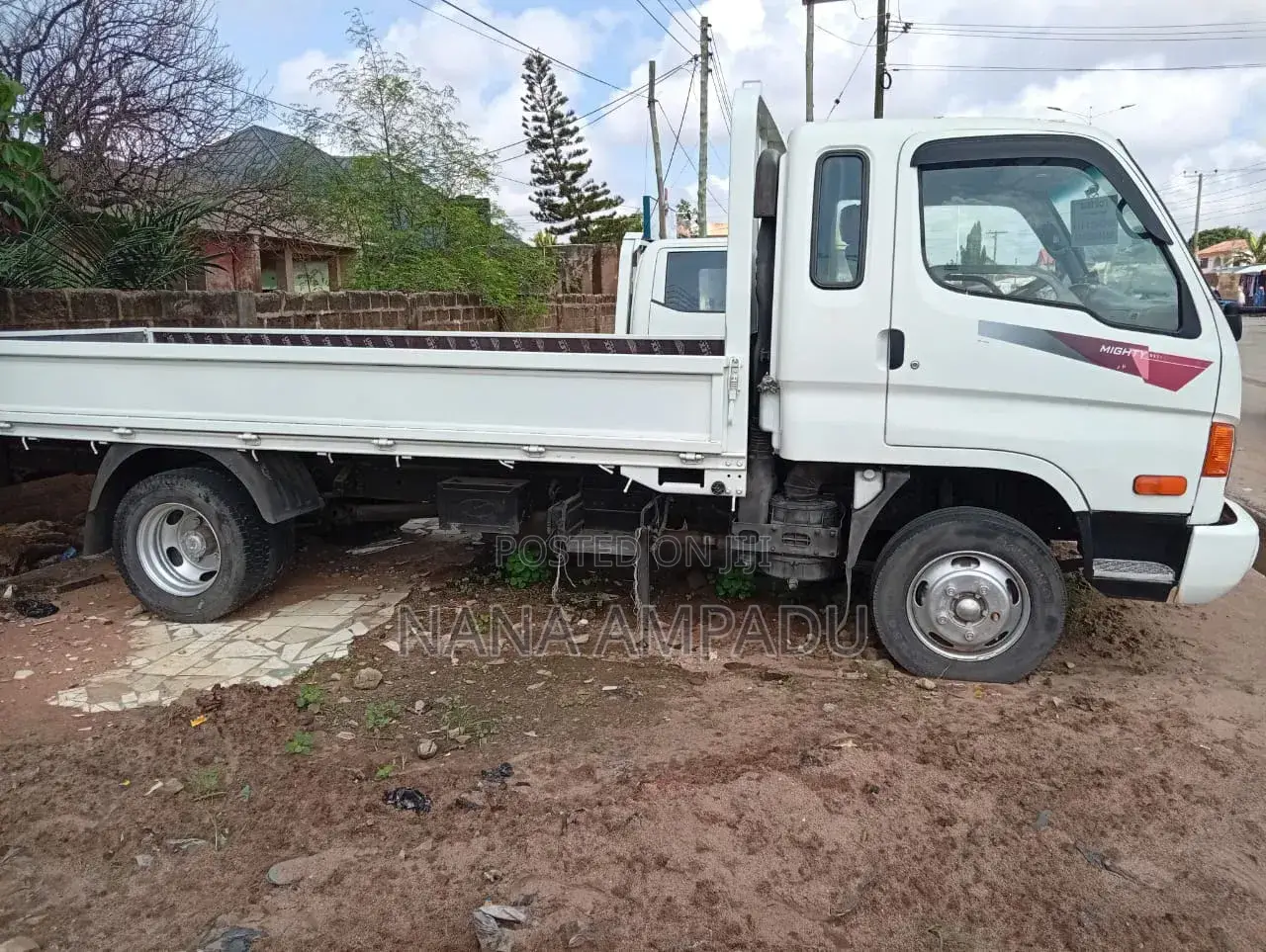 Hyundai Mighty 2
