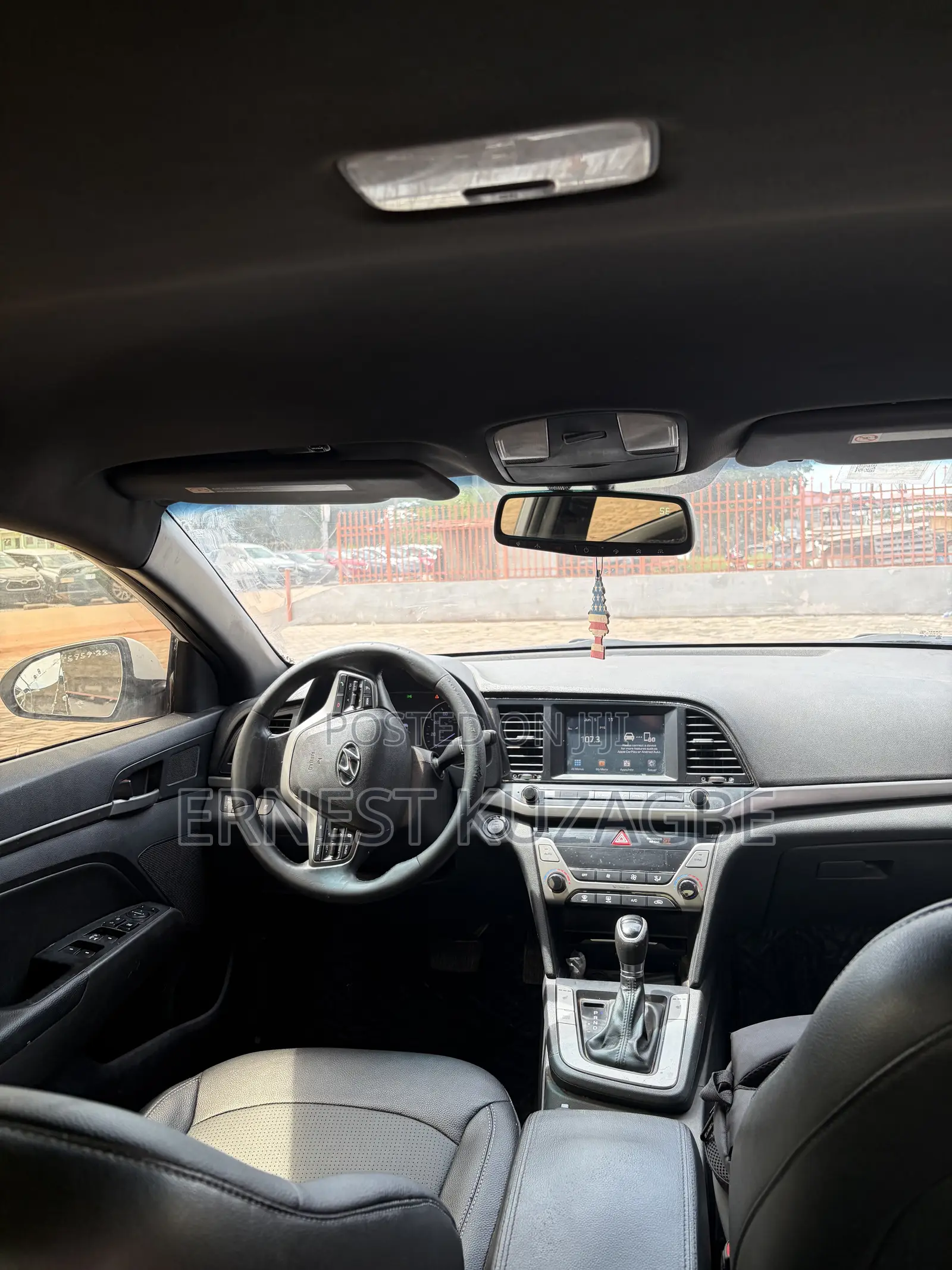 Hyundai Elantra 2017 White