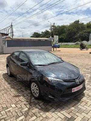 Toyota Corolla 2018 Blue