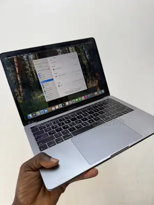 Laptop Apple MacBook Pro 2019 16GB Intel Core i5 SSD 512GB
