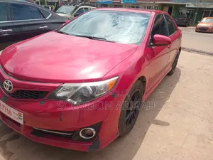 Toyota Camry 2014 Red