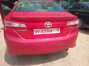 Toyota Camry 2014 Red