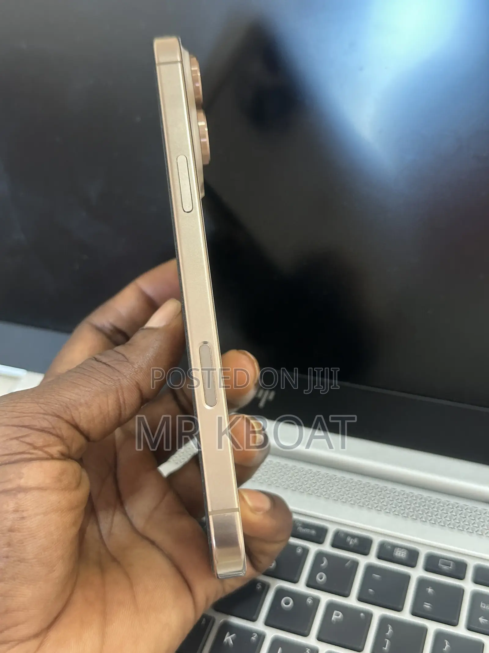 Apple iPhone 16 Pro Max 256 GB Gold