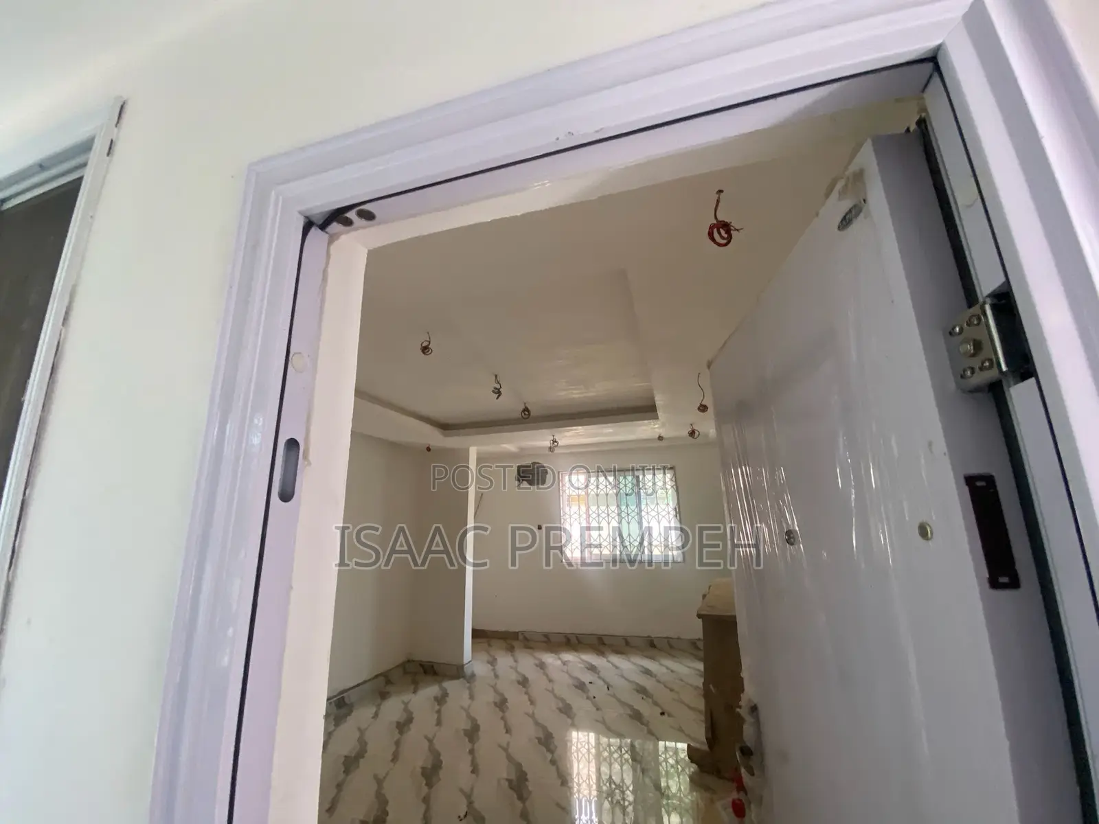 5bdrm House in New Bortianor, West Hills Mall Area for sale