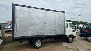 Hyundia Mighty Container Truck