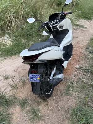 Honda 2020 White