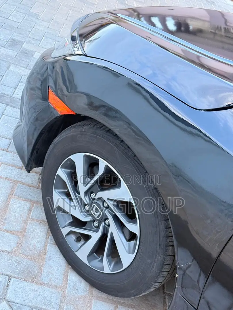 Honda Civic EX Sedan 2018 Black