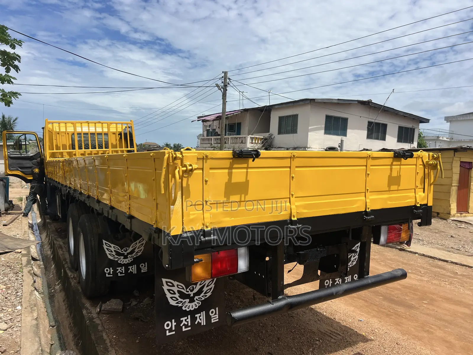 Hyundai 11.5 Ton