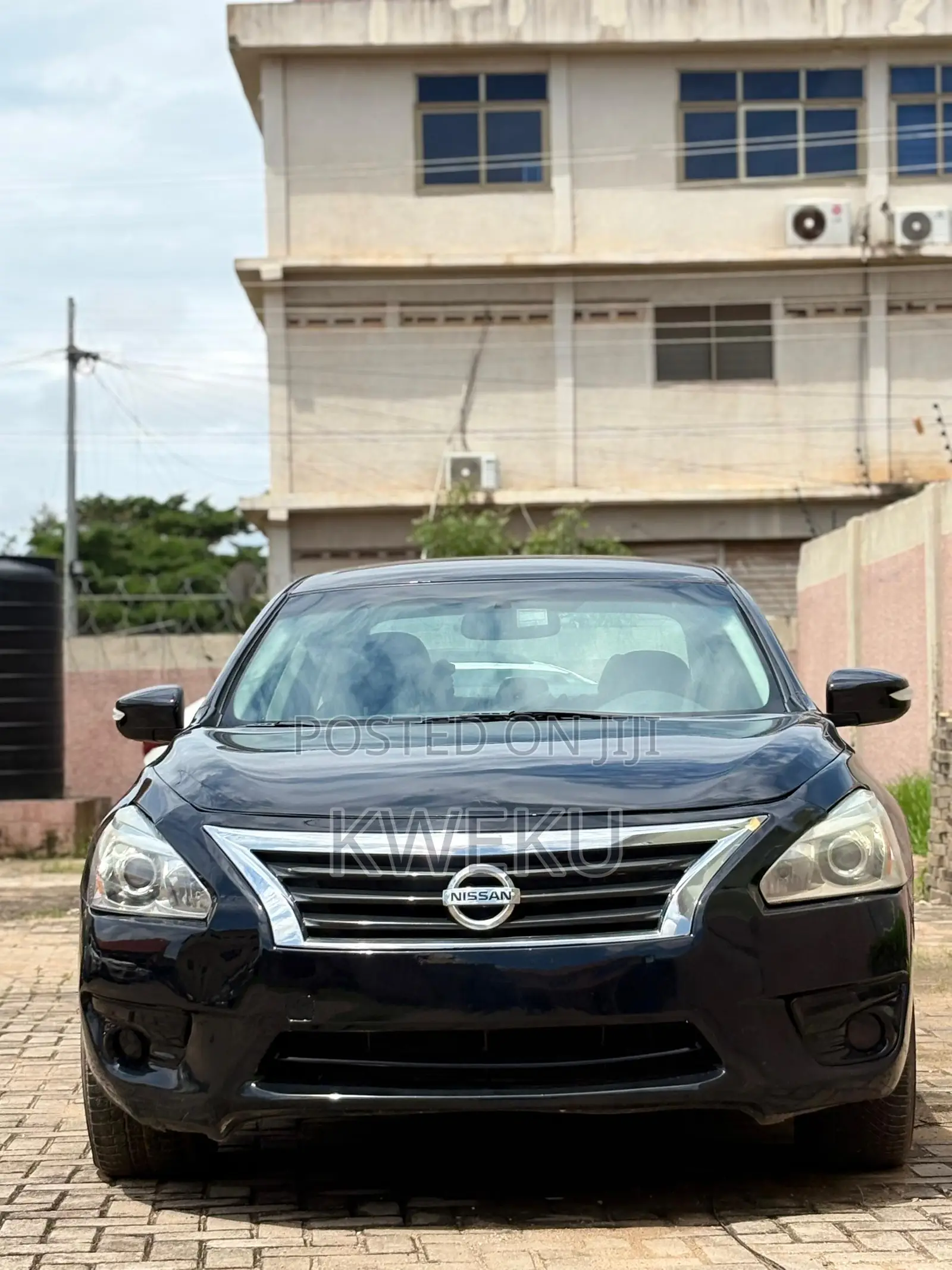 Nissan Altima 2.5 SV 4dr Sedan (2.5L 4cyl CVT) 2014 Black
