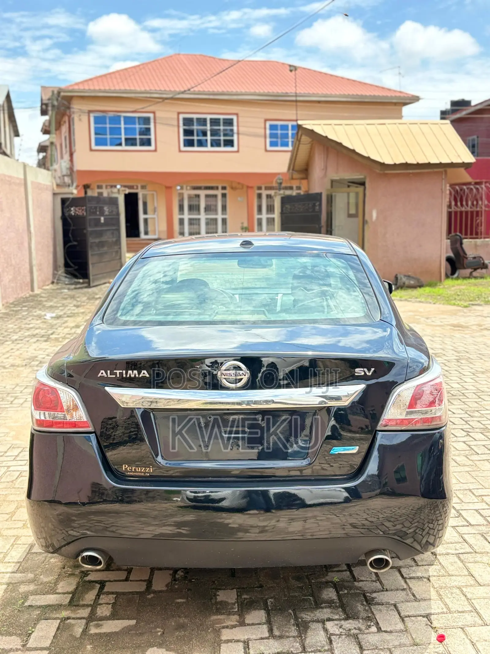 Nissan Altima 2.5 SV 4dr Sedan (2.5L 4cyl CVT) 2014 Black