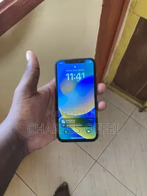 Apple iPhone X 64 GB Black