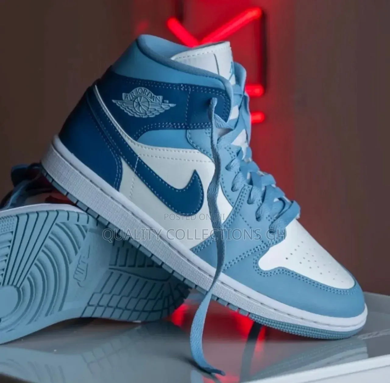 Air Jordan 1 Sneakers in Colours