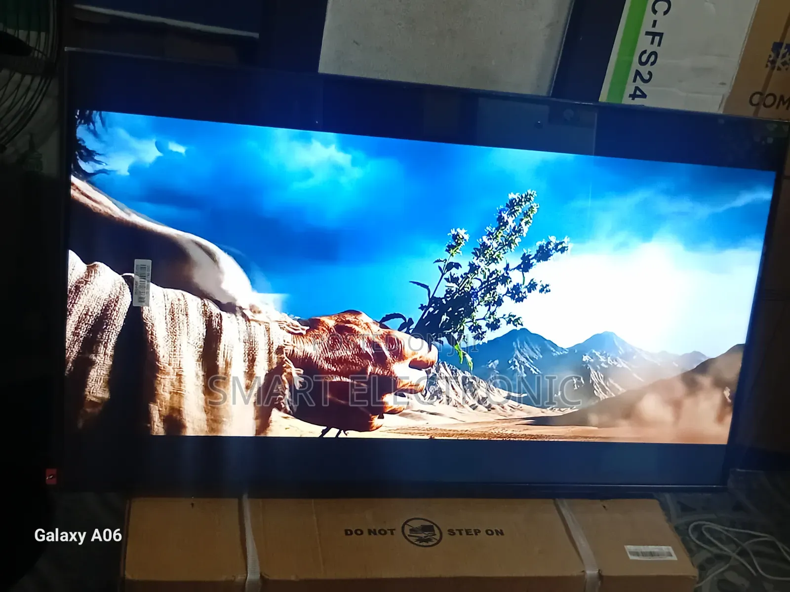 Samsung 43" Smart Television With Wi-Fi Connectivity