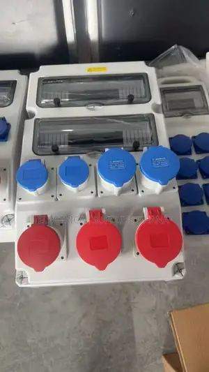 Socket Distribution Board 4×230v Blue 3×415v Red Outlets