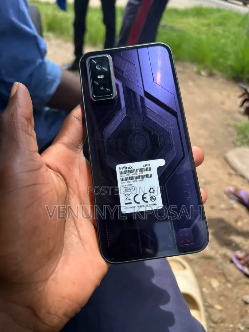 Infinix GT 30 Pro 256 GB Purple