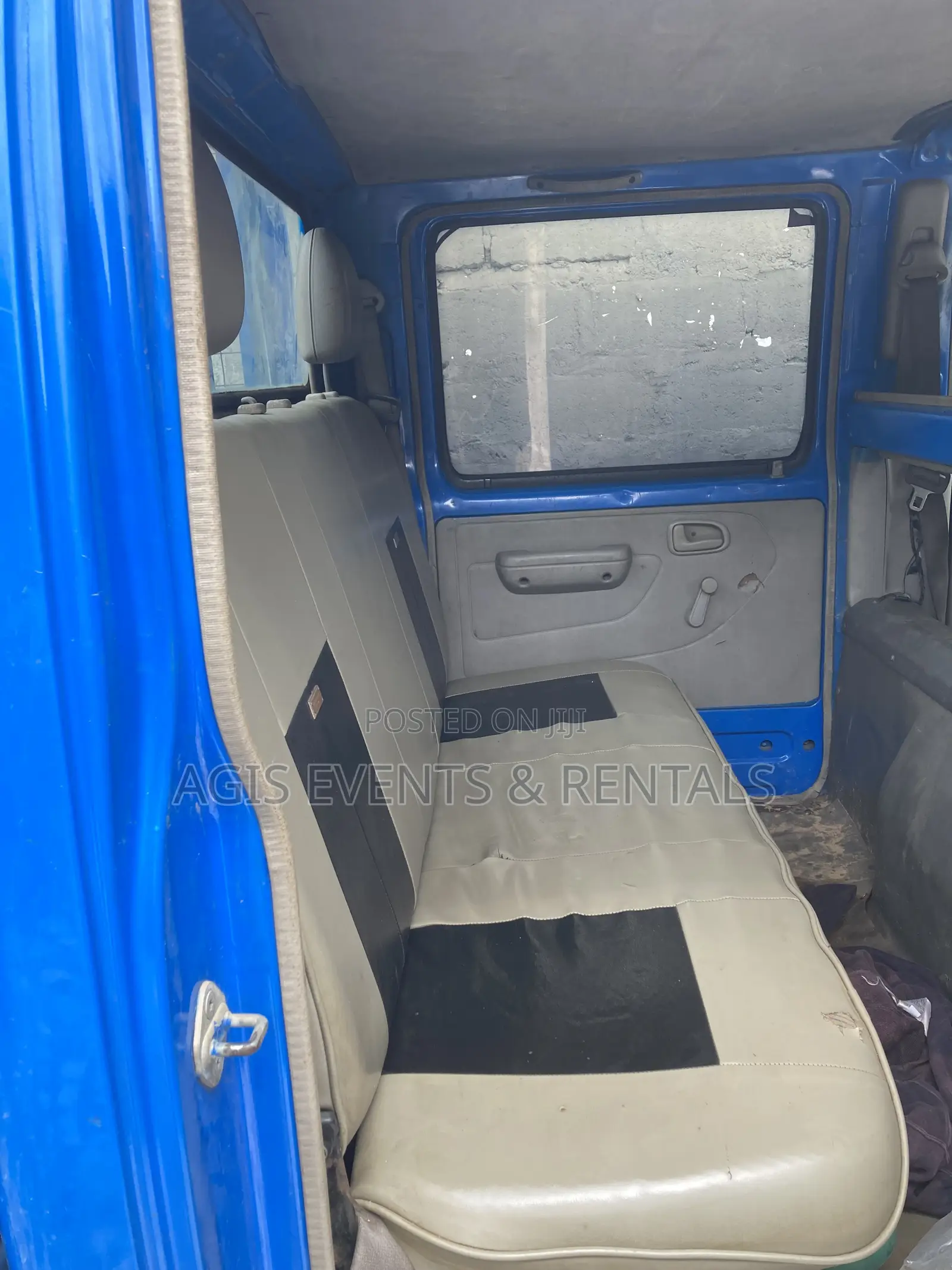 Toyota Dyna Blue